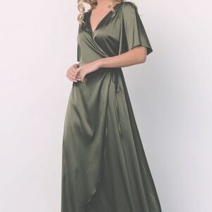 Chic Sage Green Satin Maxi Dress